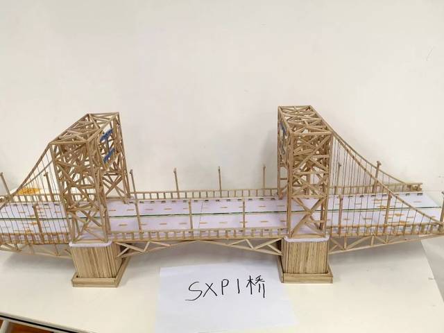第四届桥梁模型设计与制作大赛作品展示与评选