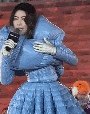 陈慧琳零下20度表演冻出表情包,冬天对明星们究竟有多不友好!