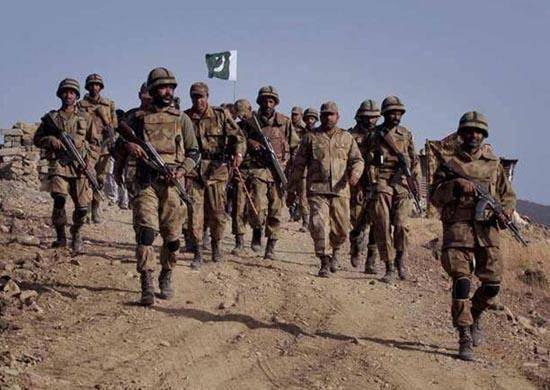 印度重兵边境集结,巴铁军方:是战争还是和平就看这两天了