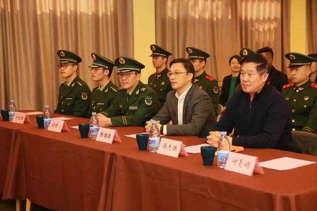 中国海警局东海分局某基层单位的相关领导,真如镇街道党工委书记