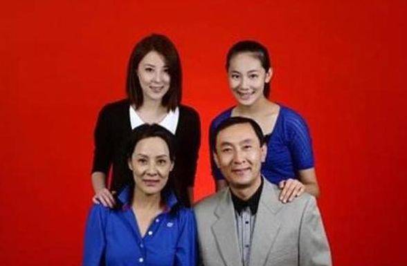 李萍和张谦也非常幸福.最后希望李萍能给大家带来更好的作品.