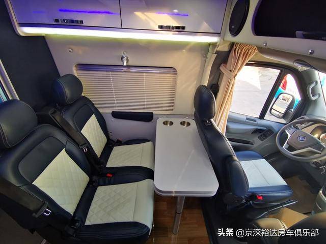 国六康明斯动力,长轴中顶福田图雅诺,商务通勤长途旅行多用房车