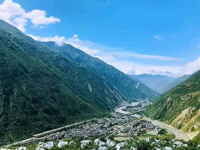 首批天府旅游名县,是汶川文旅发展的重大成就,是新汶川全域发展的起点