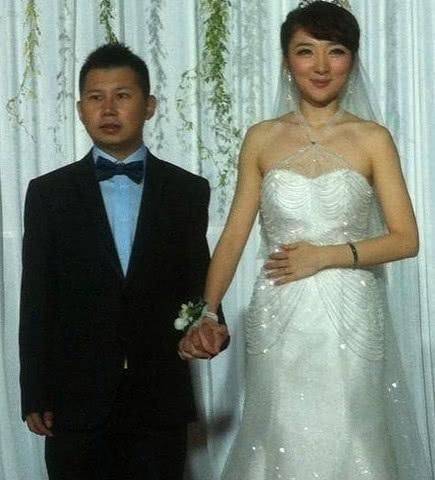 何云伟现任妻子长得娇艳如花!曾因和前任离婚被郭德纲