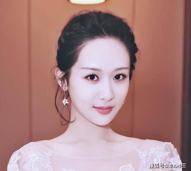 2019年最具商业价值的女星,杨紫杨幂迪丽热巴前三,赵丽颖出榜
