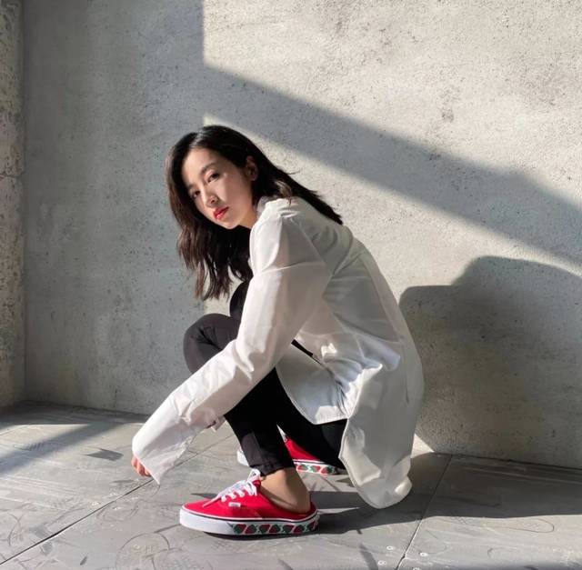 originals superstar(相似款) ———— vans authentic (图片出处见