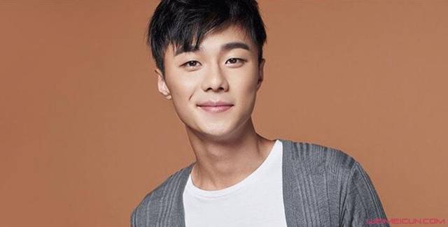 施柏宇几几年的 施柏宇个人资料身高及背景起