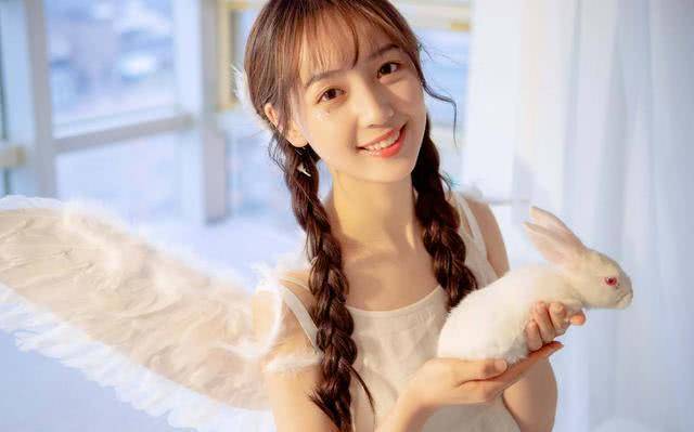 秦牛正威被爆参加选秀,面试一句话惹众怒!吴亦凡又要被消费了