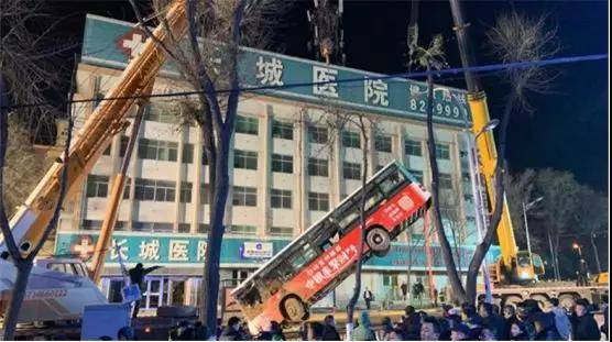 西宁本地人口_西宁火车站