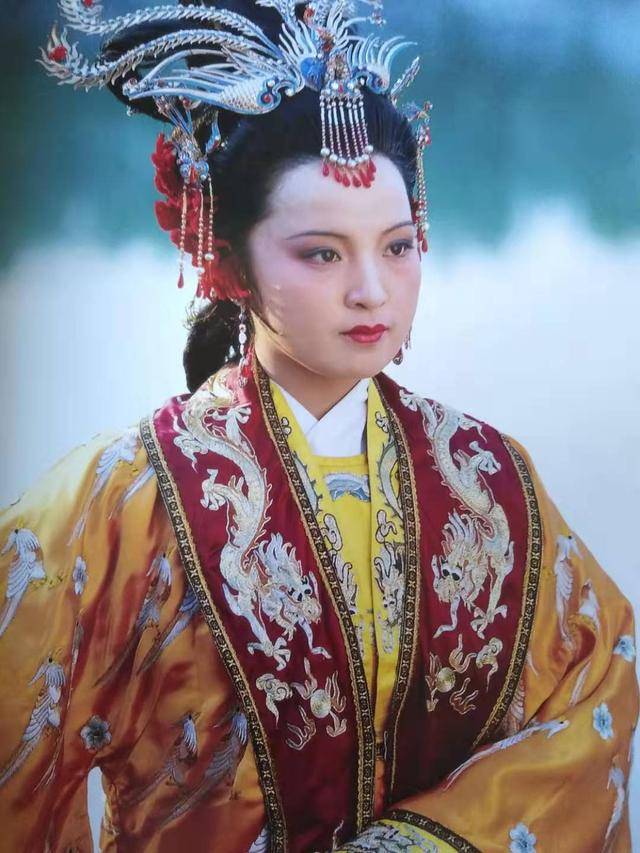 87版《红楼梦》中贾元春剧照