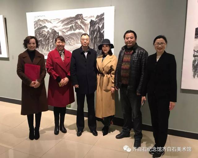 齐白石纪念馆/美术馆书记,馆长伍剑致辞 —— 参展艺术家 ——  (以