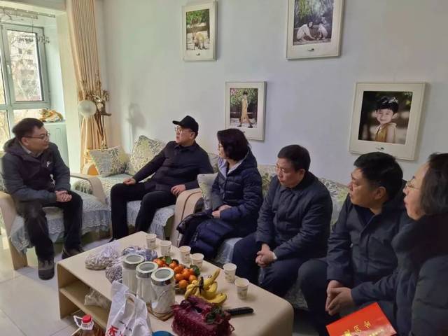 海港区区长贠欣升走访慰问 秦皇岛市2015-2019年劳动模范于胜利