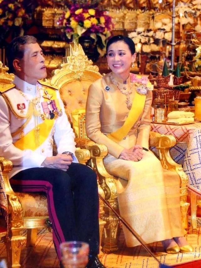 深扒泰国国王的风流史