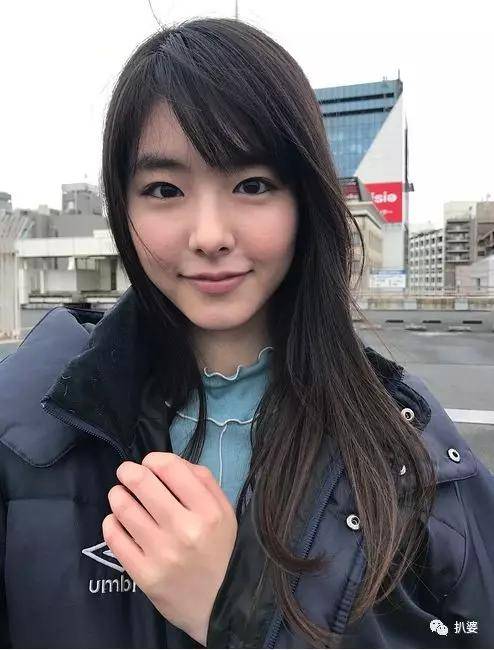 父亲出轨,丈夫也出轨,渡边杏的人生也太惨了吧?