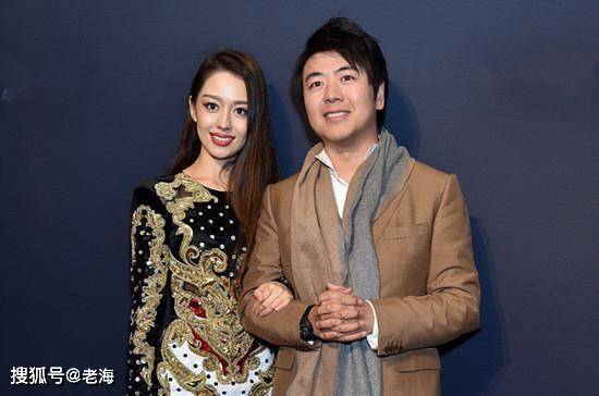 原创郎朗带吉娜参加格莱美被赞华人之光,却败在了村姑般的衣品上?