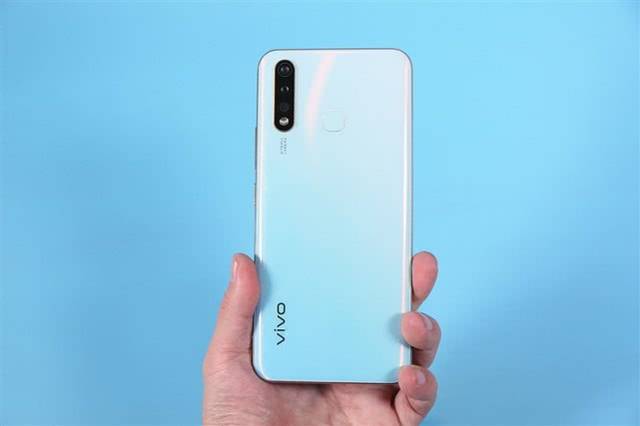 vivo又发力,5000mah 骁龙675 8gb/仅1798元_手机搜狐网