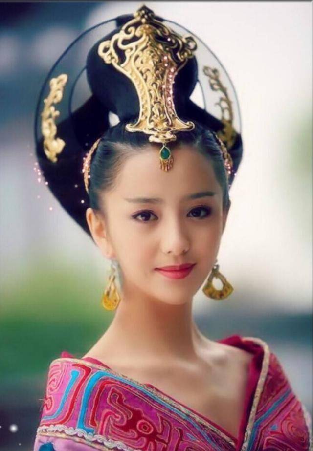 原创她是"古装第一美女",赵飞燕比佟丽娅还美,离婚后隐退至今