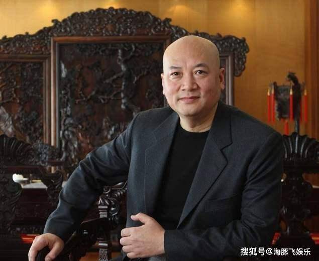 迟重瑞给人的感觉一直都是比较稳重,而且温文尔雅的,而事实证明,他