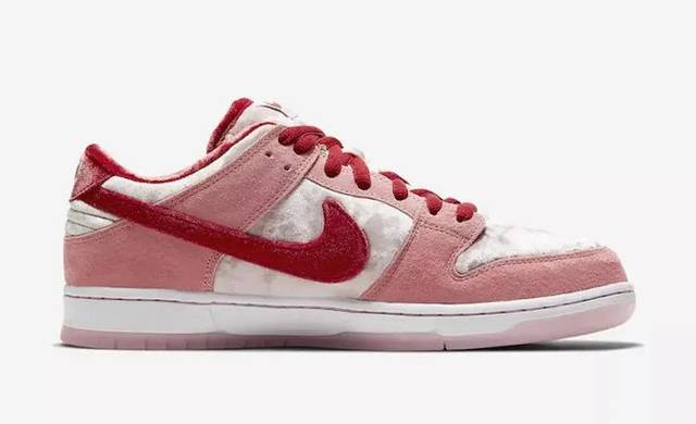 strangelove x nike sb dunk low官图释出;700 mnvn又一新配色