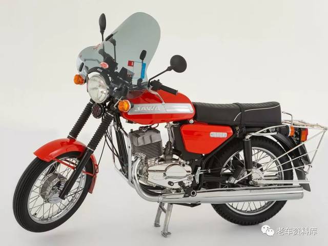 细品一辆1986年捷克斯洛伐克制造的jawa350摩托车