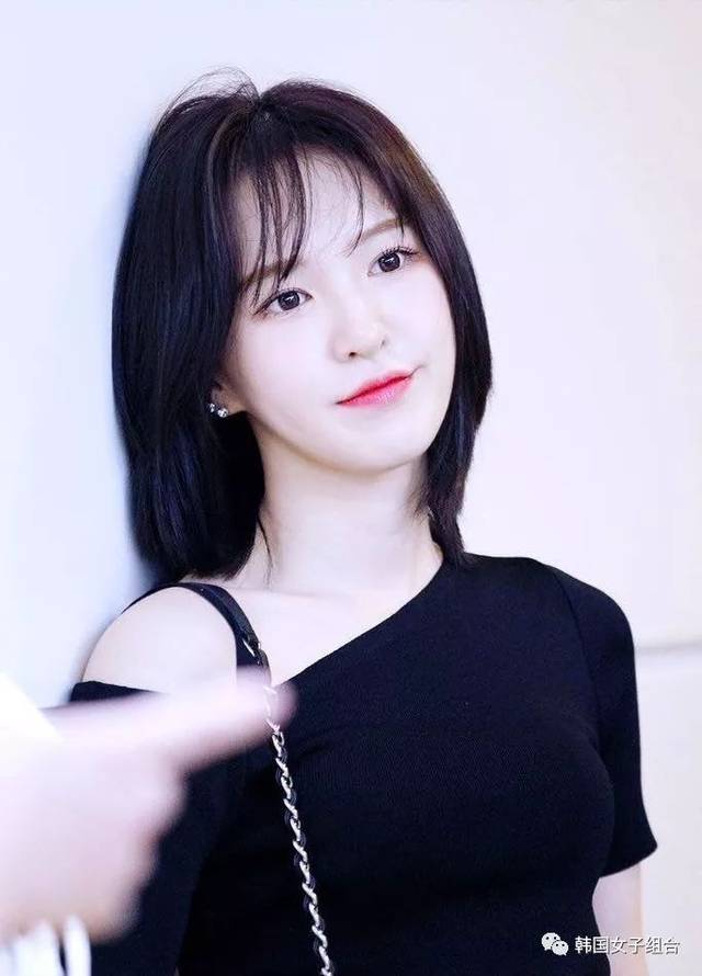 想尝试女团爱豆短发,脖子一定要长?