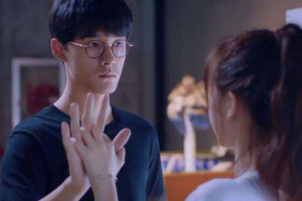 《下一站是幸福》贺灿阳的春天 近期播出的《下一站是