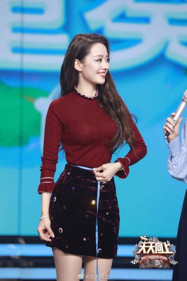 原创郎朗妻子吉娜被曝腰比雷佳音头还细,现场量腰围惊到汪涵
