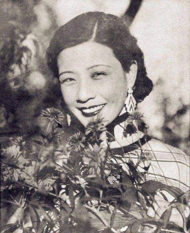 一代名伶阮玲玉25岁自杀:死于流言,毁于情人,轰动整个上海滩