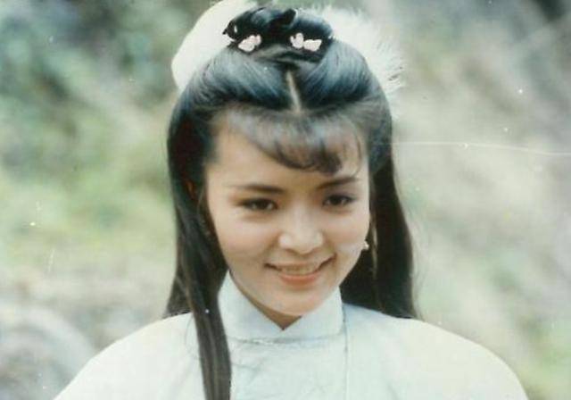 01 1983年, 陈玉莲和刘德华出演了电视剧《 神雕侠侣》,两人在剧中