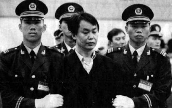 原创世纪贼王张子强枪毙后,妻子罗艳芳后来怎么样了?和想象的有点差距