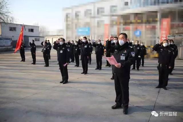 2月12日,潞城监狱经省局同意,第二批封闭备勤民警职工准时集合,进驻