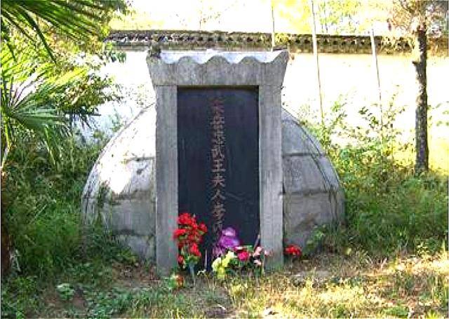 岳飞死后妻儿过得如何爱妻坟墓被人霸占子孙官司打了370年