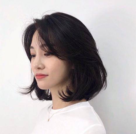 2020年最新中短发图片,短发图片女2020最新款 2020年最好看的4款短发,每一个都十分减龄,你喜欢哪款