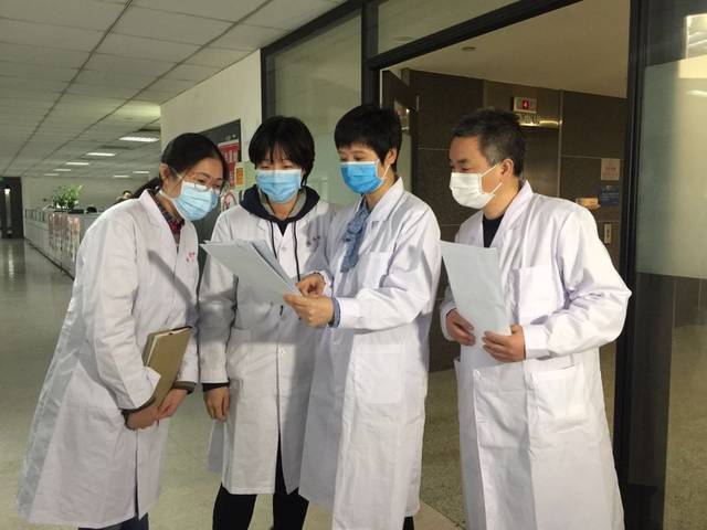 天津"福尔摩斯"张颖:我不是一个人!