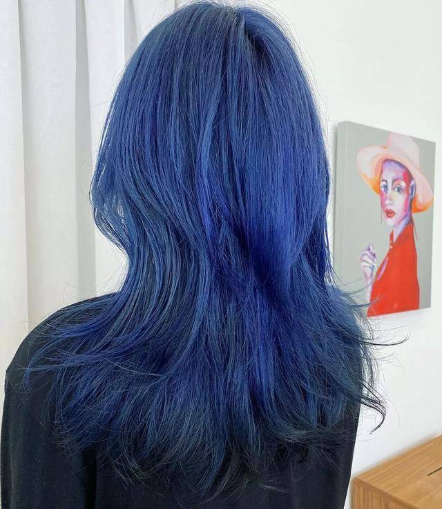 蓝色染发居然不是非主流?爱豆也染了