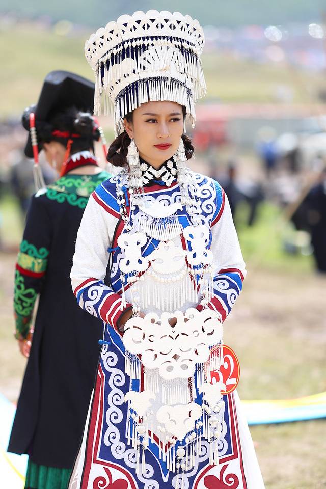 呷莫阿妞:古代彝族绝世美人 大小凉山九十九寨的姑娘都为她落泪