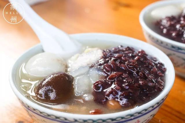 " 地址:西马路 营业时间:7:30-19:00 十八曲老尾鱼饺   甜汤,豆浆