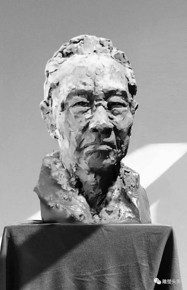 塑大爱 战疫情丨董益友抗"疫"雕塑系列作品