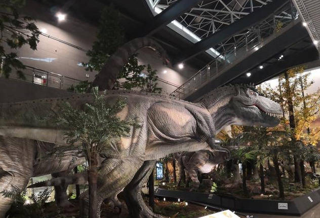 湖南省地质博物馆内的恐龙,会动,会发声音