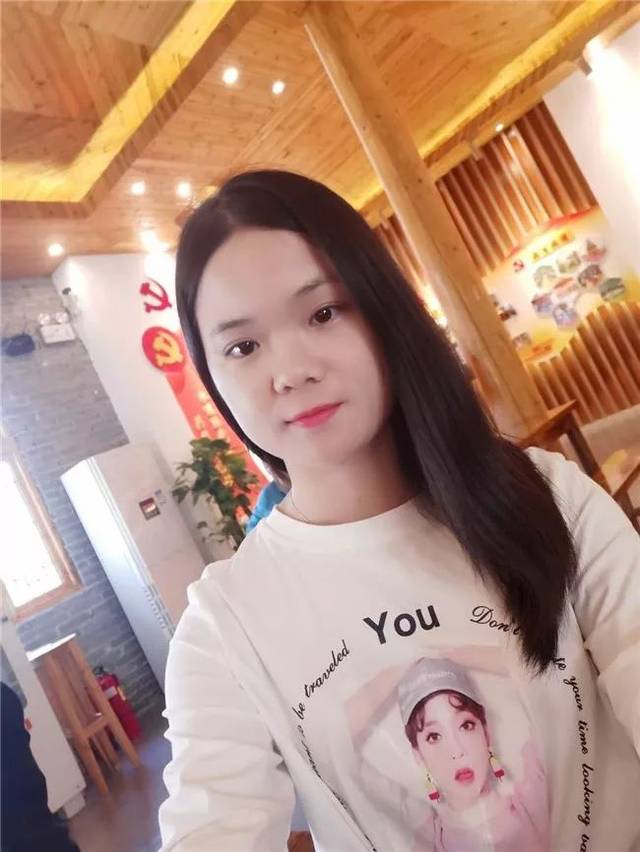 剪发前的罗桂琼.