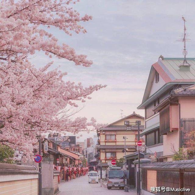 风居住的街道