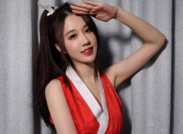 明星360 腐团儿,轩子cos不知火舞, 同一角色别样韵味