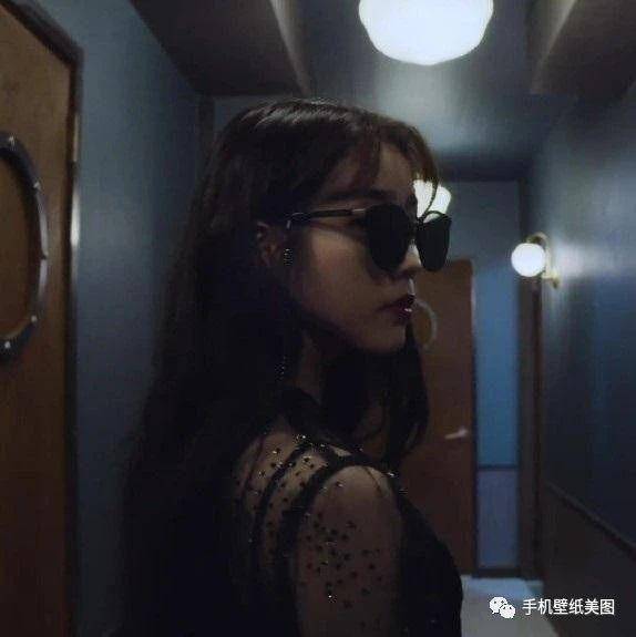 真人头像女生冷酷霸气,真人头像男生霸气冷酷