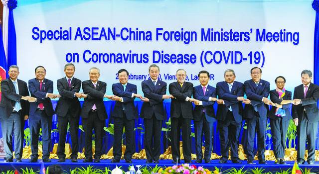 召开紧急特别会议商议共同抗疫话题 中国东盟外长高呼