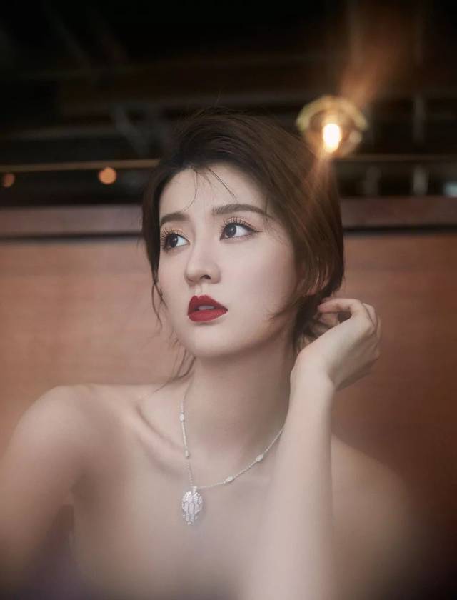 普通人如何悄悄变美?这些女明星的惊艳之路真心值得借鉴!
