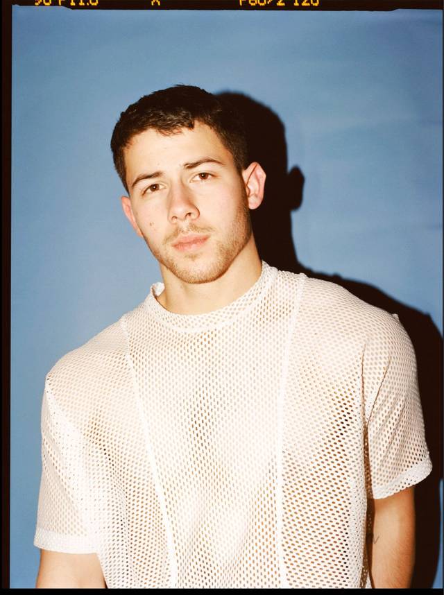不是因为寂寞才想nick jonas,只是因为想他才寂寞!
