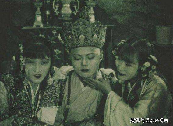 在同年还有另一部电影陈秋风(不是《推手》那个陈秋风)导演的《猪八戒