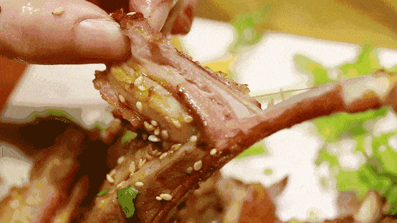 【在家吃烤羊排!