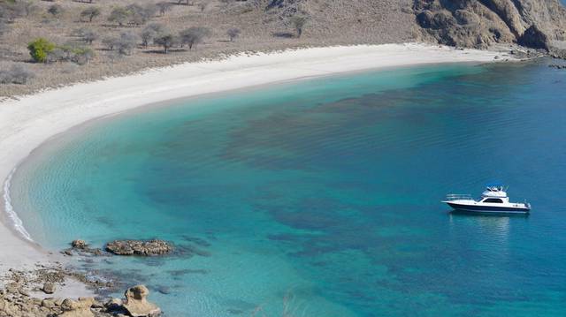 岛1:帕达尔岛(padar island 帕达尔岛是大多数人抵达科莫多游玩的第