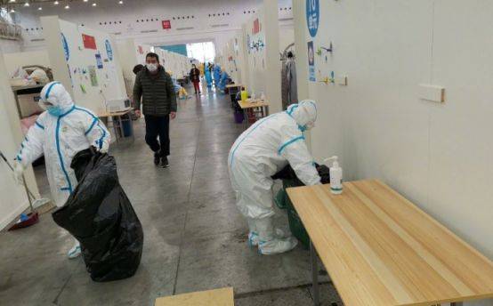 方舱医院背后的"真相"曝光:总有一些人,成为我们的光